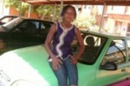 Article : Habibata Gansgné, la seule femme conductrice de taxi à Ouaga
