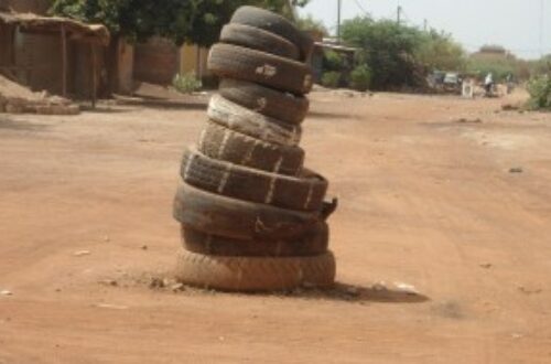 Article : Les ronds-points en pneus de Ouaga