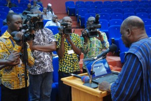 Article : Dépénalisation des délits de presse au Burkina : mieux vaut la prison !